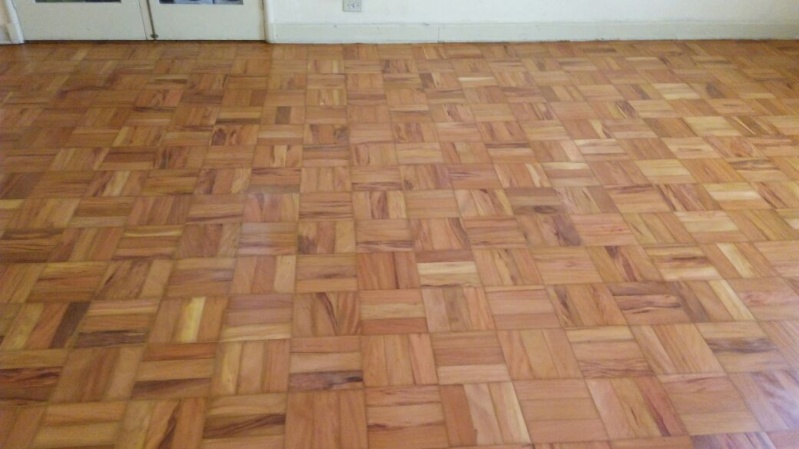 piso de madeira natural