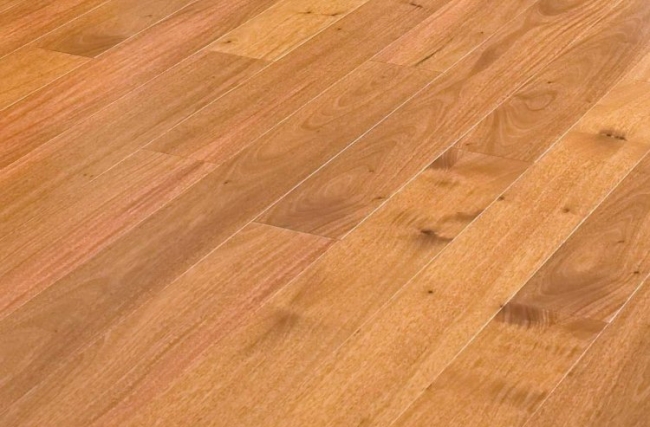 Qual o melhor tipo de madeira para piso?